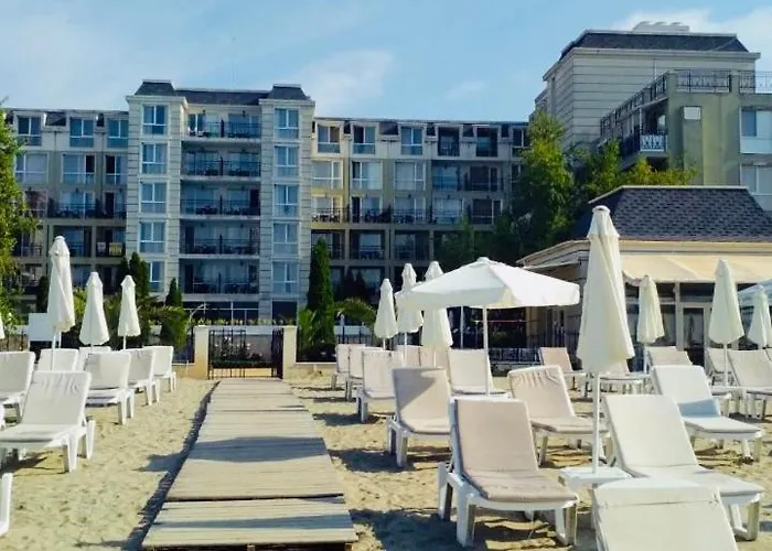 Апартамент Private Festa